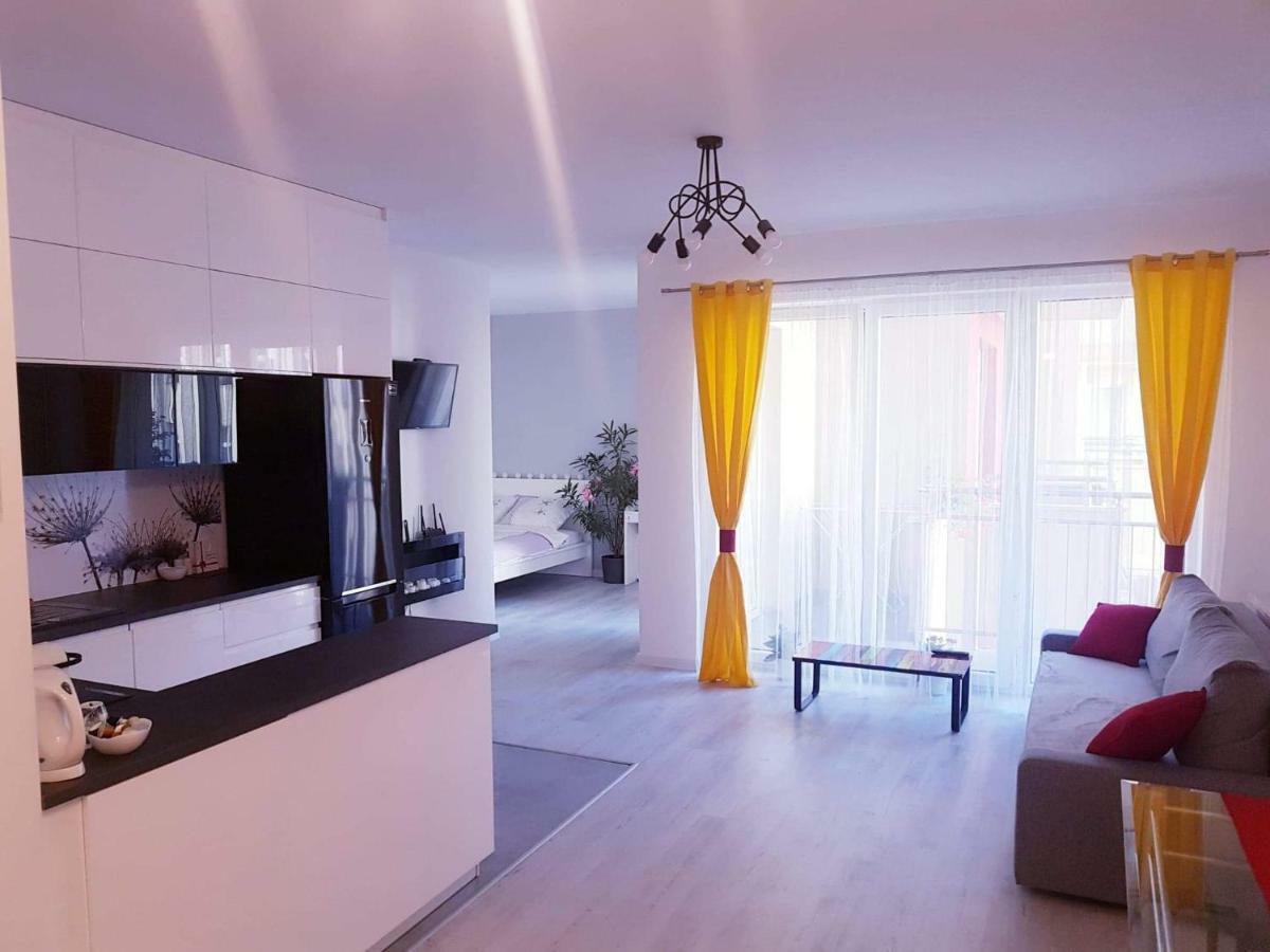 Whitedreams Apartment Lodz  Luaran gambar